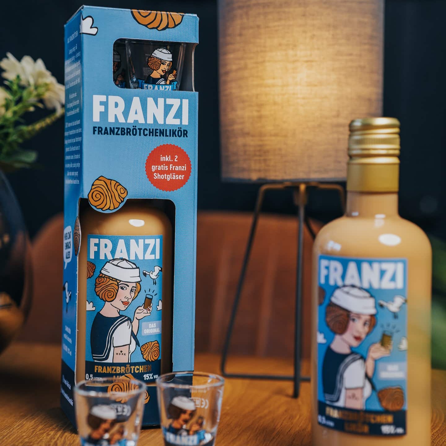 Geschenkbox | Franzi Franzbrötchenlikör mit zwei (GRATIS) Schnapsgläsern
